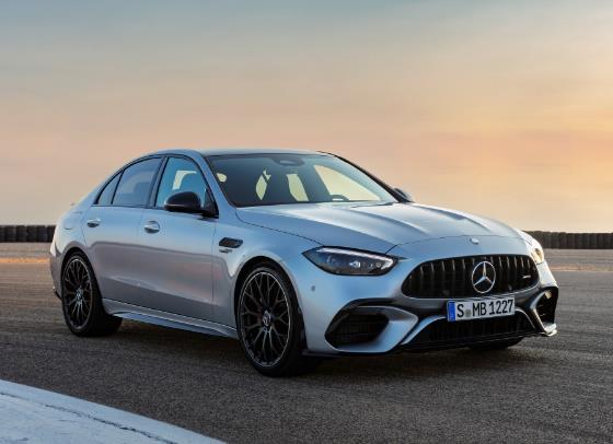 ȫAMG C 63 S Eȫ׷ 춯 ٹ3.4