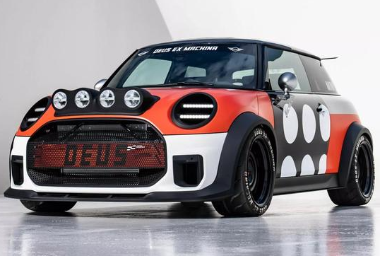 MINIЯDeus Ex Machina JCWĽڳչ